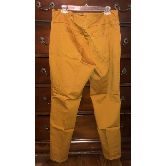 Luxe Sateen Pull-On 5 Pocket Skinny Jean - Picture 5 of 6